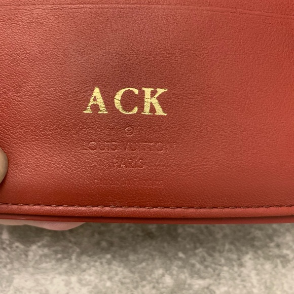 Authentic damier graphite multiple wallet limited - Picture 5 of 10